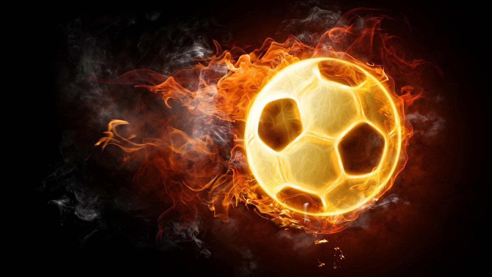 于帕梅卡诺专注欧洲杯征程，直言合同事务不足为虑；坎特回归构筑高卢雄鸡钢铁防线